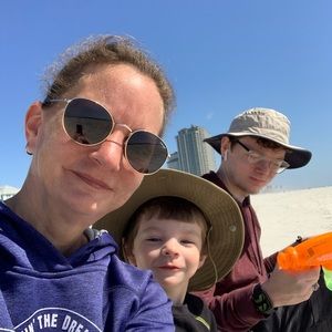 Meet your Posher, Julie